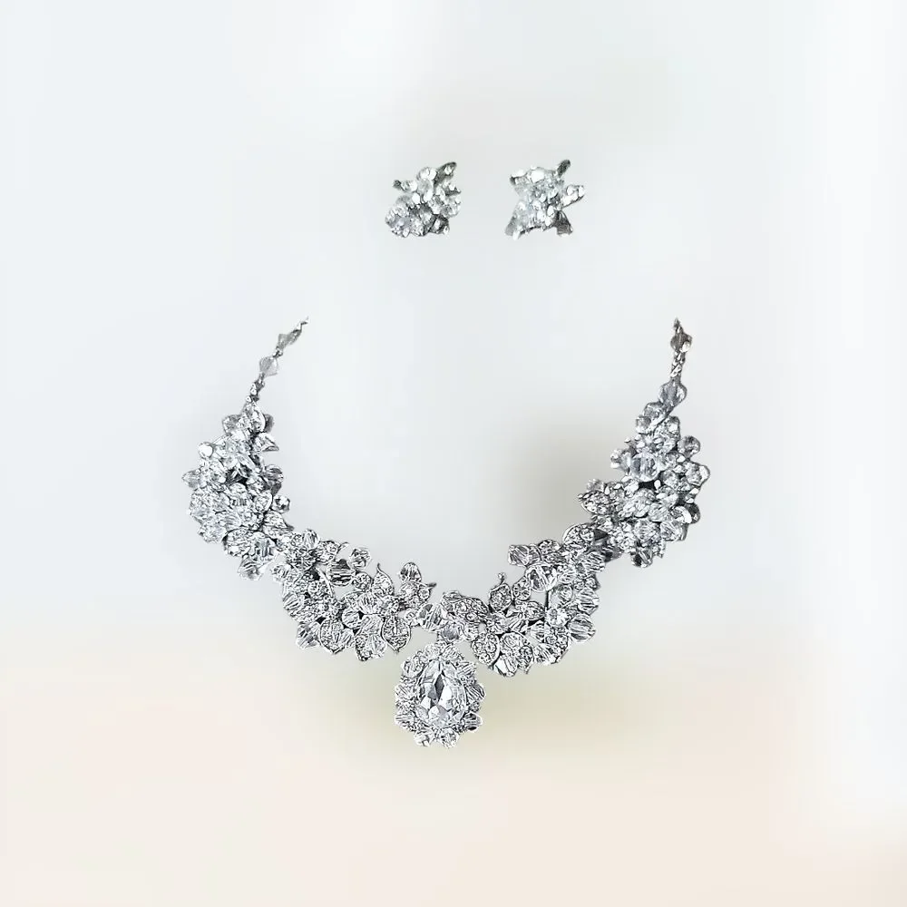 Elegant Floral Jewelry Set